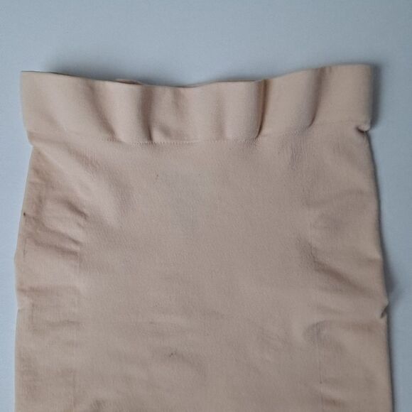 Skims Core Control shapewear NWOT - Picture 5 of 7